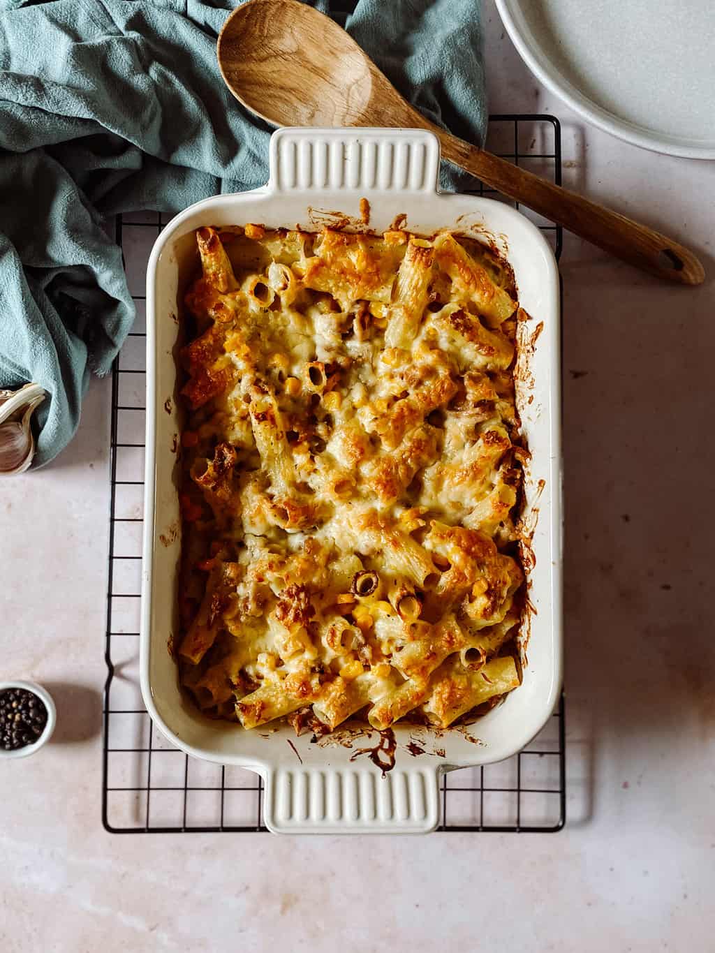 cheesy tuna pasta bake