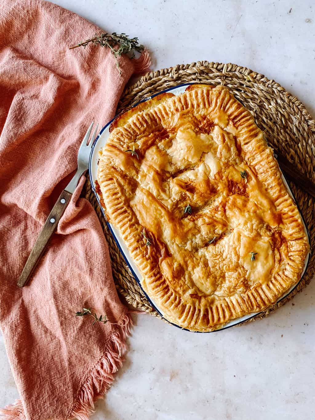 creamy chicken and leek pie