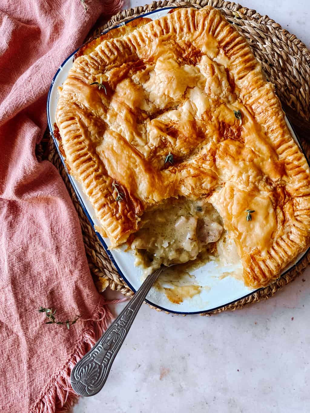 creamy chicken and leek pie